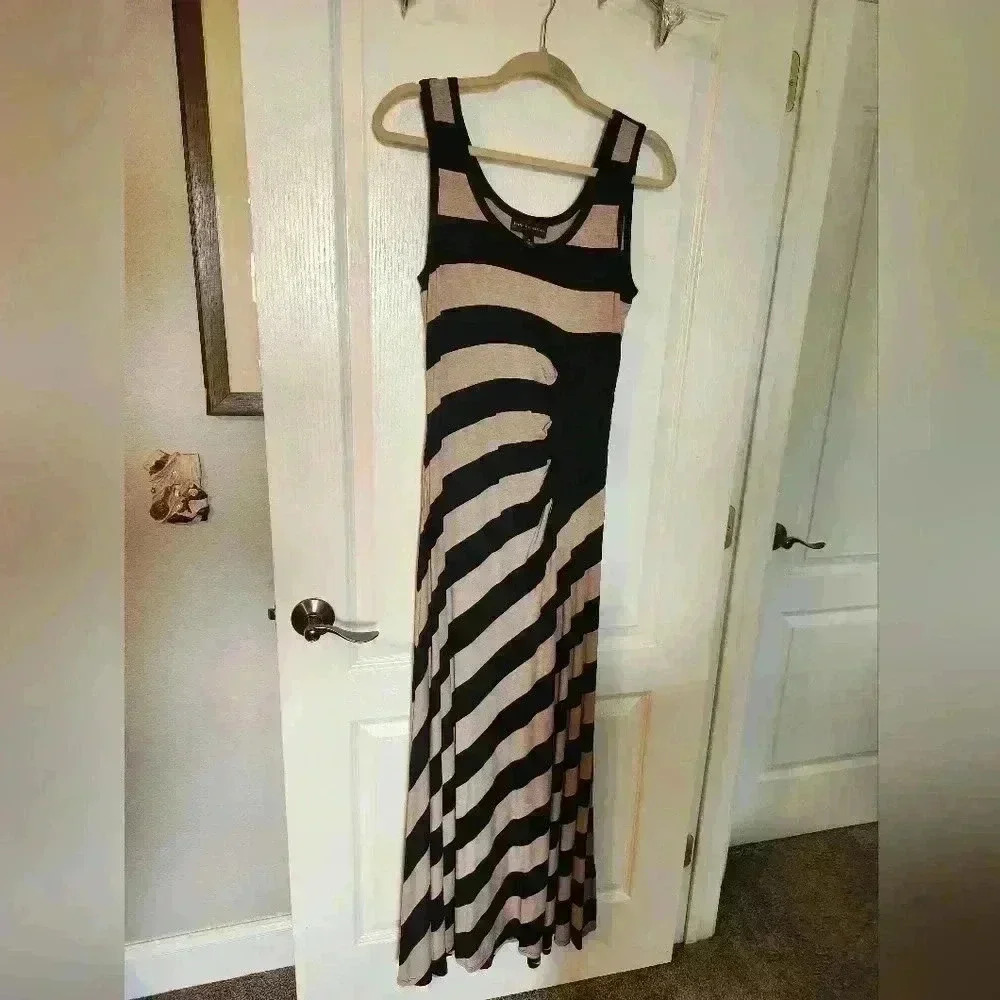 Flattering dress #48